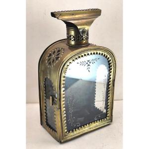 Lanterne ajourée au verre gravé d’une ancienne collection, 18-19e siècle