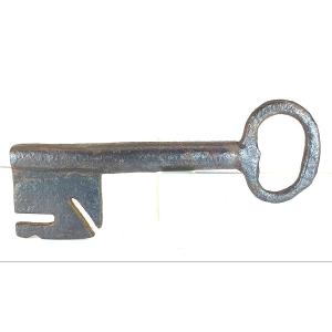  Large, 16th-century Forged-and-rolled Utility Key, 16 Cm