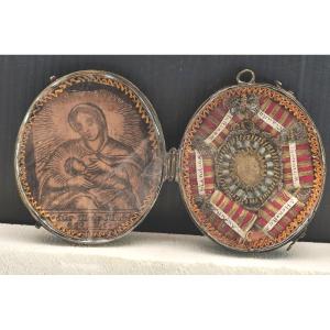 Discrete 18th-century Reliquary In A Brass Case