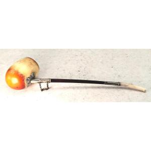 Rare pipe de collection, début XIXe siècle, écume, argent et tuyau os d’albatros, en étui.