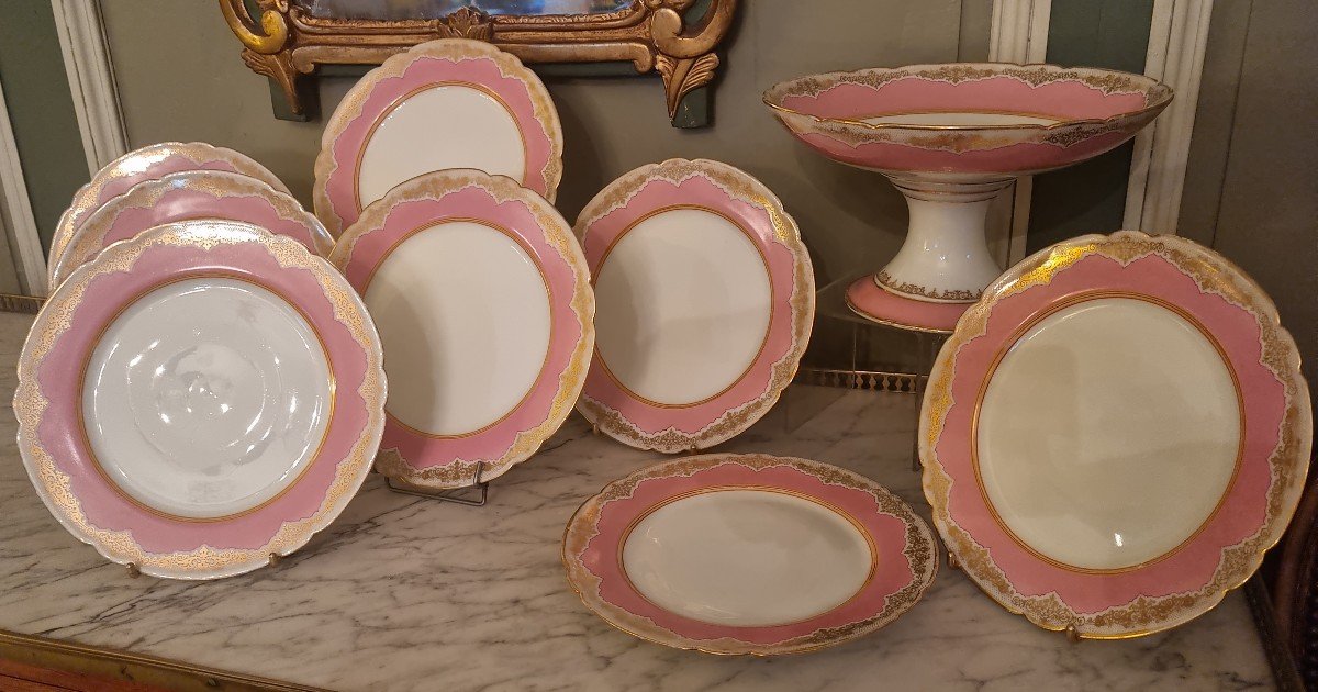 Proantic: Service De Table En Porcelaine Blanche Filet Doré