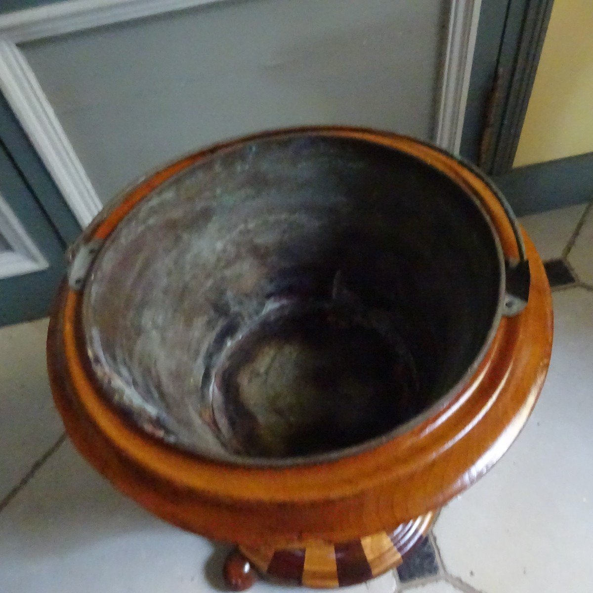 19th Century Ember Bucket In Two-tone Solid Wood -photo-3