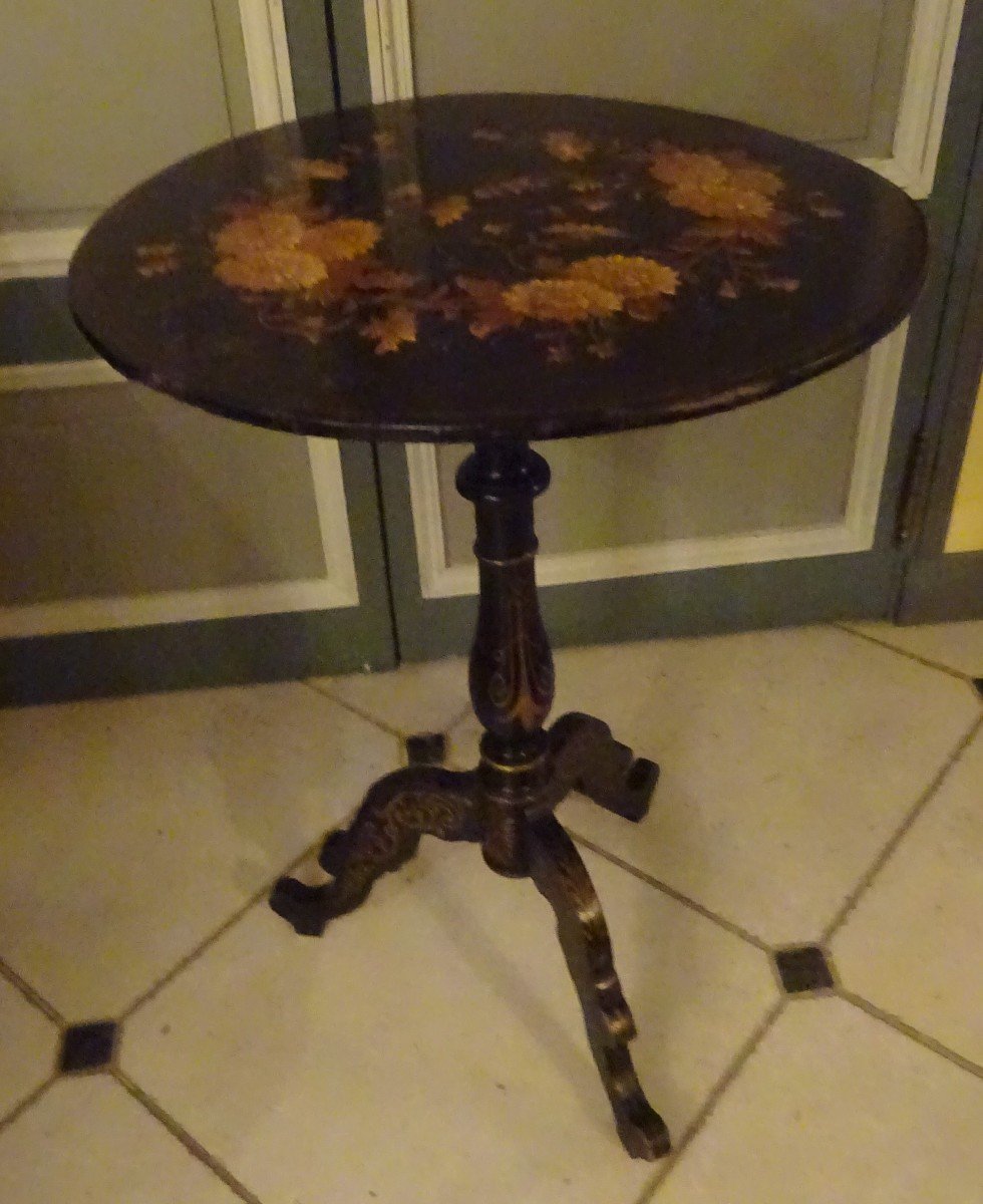 Small Napoleon III Period Pedestal Table