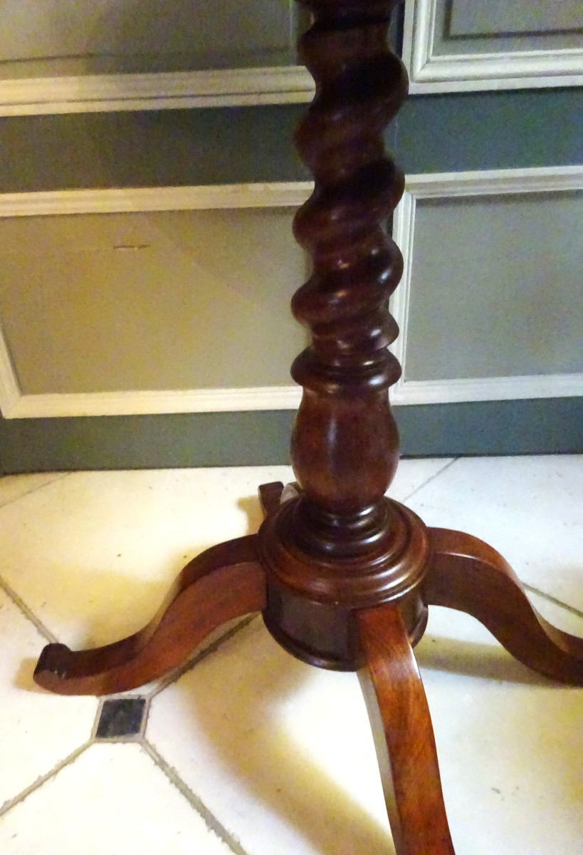 Louis Philippe Period Oval Pedestal Table In Solid Mahogany-photo-1