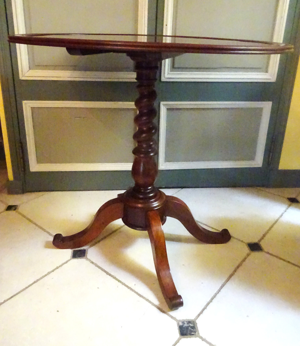 Louis Philippe Period Oval Pedestal Table In Solid Mahogany-photo-2
