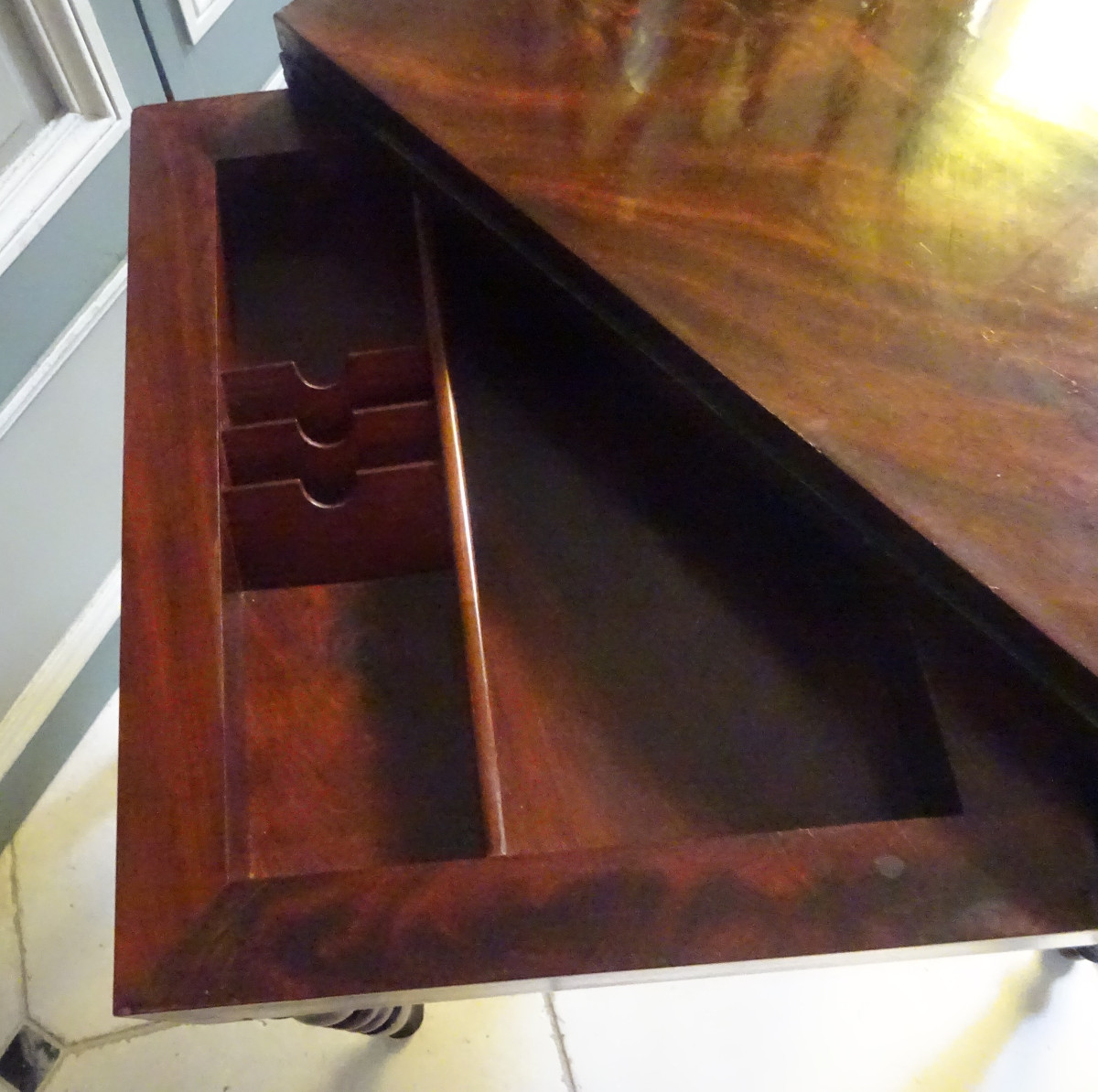 Petite Table à jeu d'époque restauration en acajou-photo-1