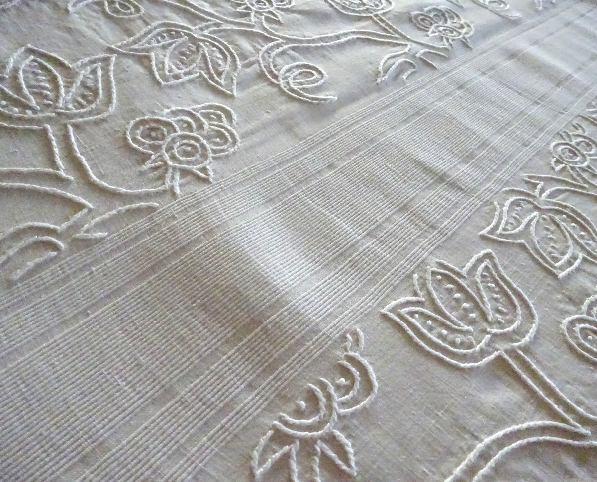 Large Embroidered Tablecloth, Early 20th Century-photo-3