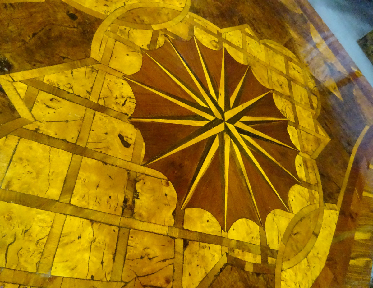 Importante commode tombeau d'époque Régence en marqueterie-photo-6