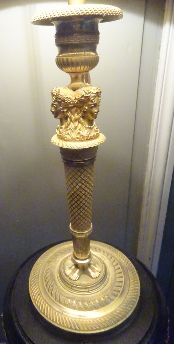 Bougeoir d'époque Empire monté en lampe en bronze doré modèle de Claude Galle-photo-1
