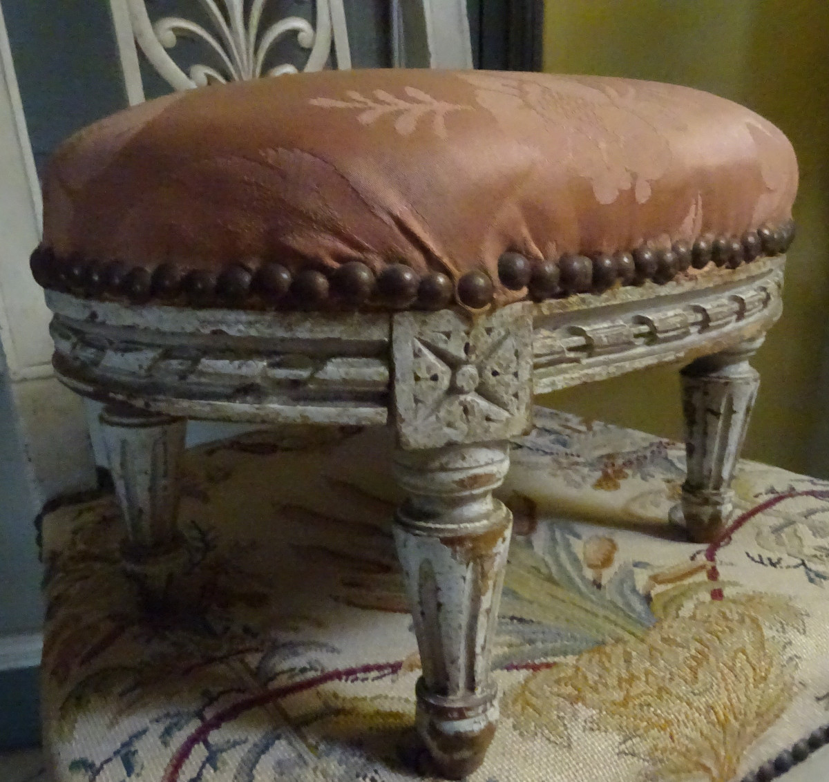 Louis XVI Style Oval Lacquered Footstool -photo-3