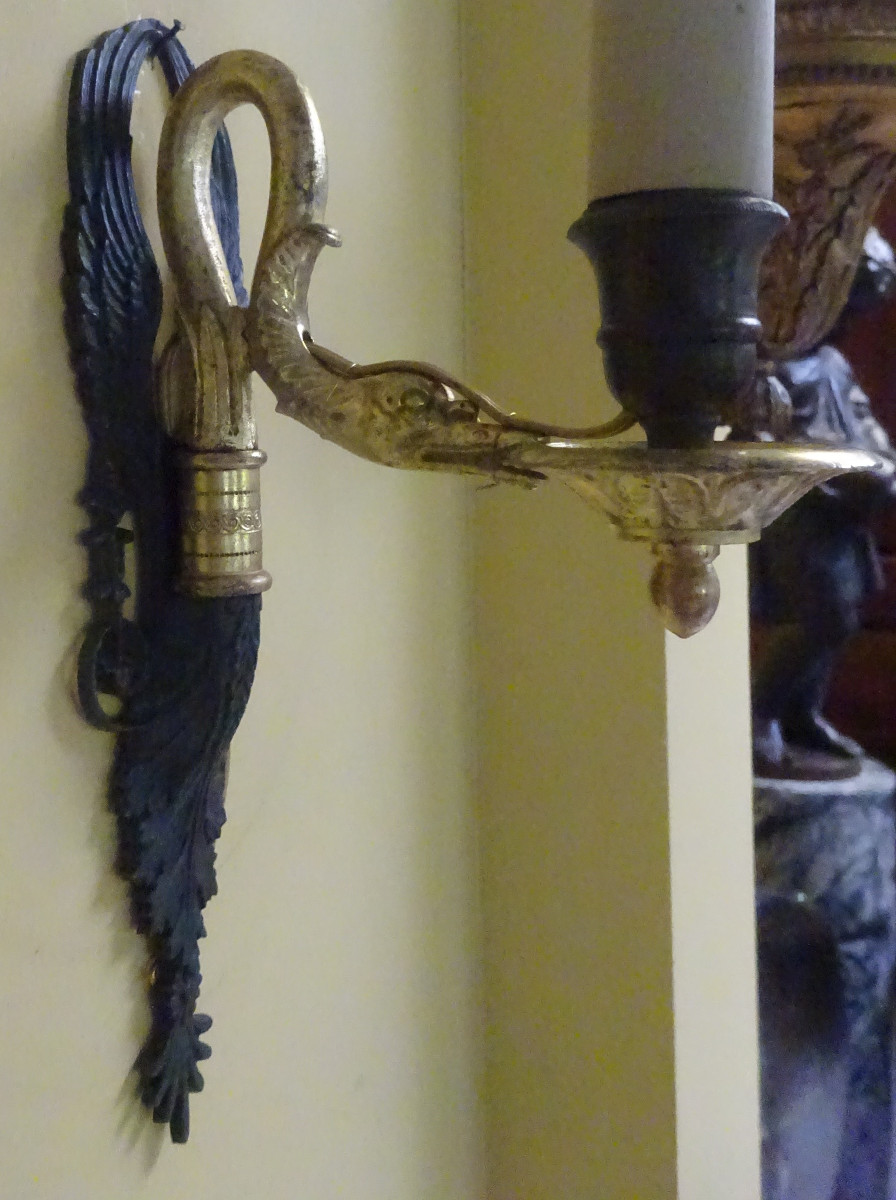 Suite de quatre appliques de style Empire en bronze deux patine début XXème-photo-3