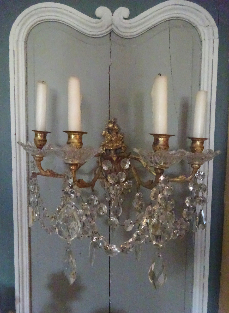 Paire d'appliques  XIXème en bronze et cristal