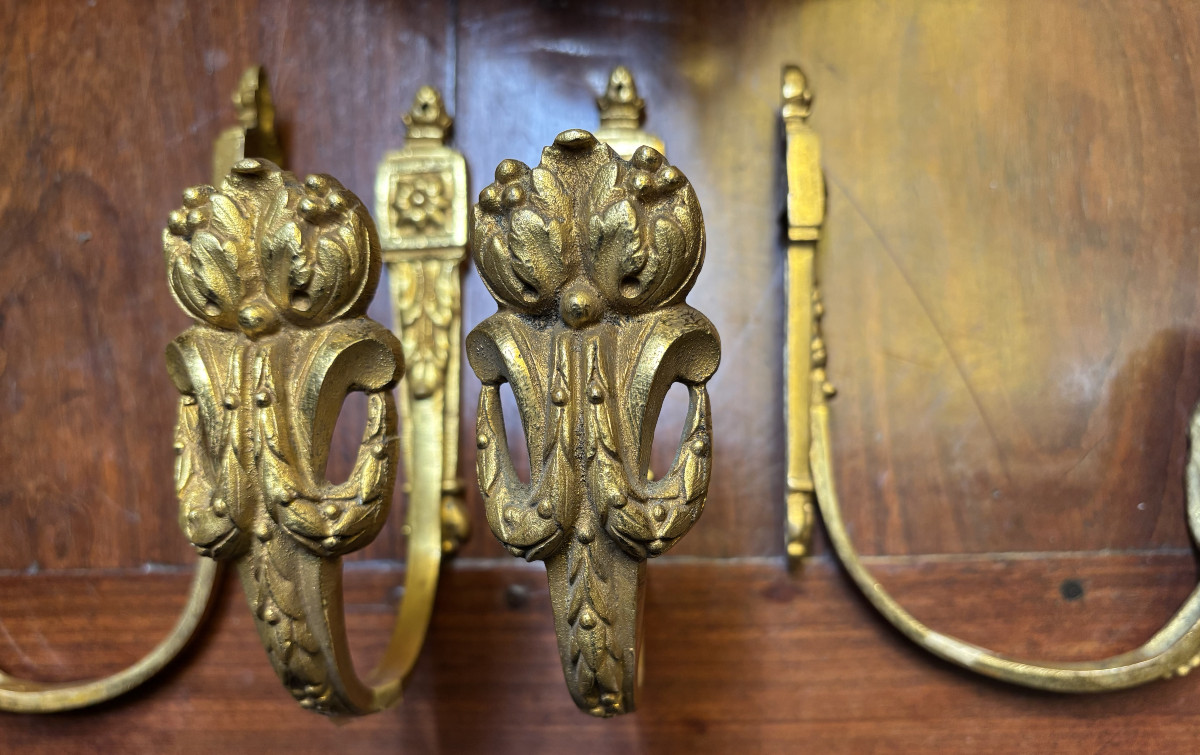 Suite Of Four Late 19th Century Gilt Bronze Embrasure Holders-photo-3