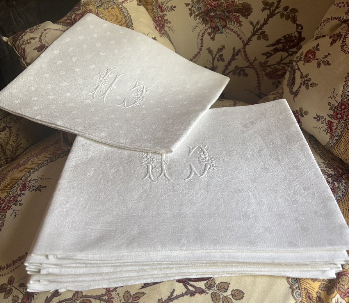 Suite Of 8 Very Large Late 19th Century Damask Napkins