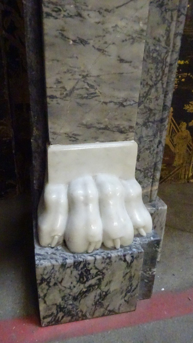 Early XIX Marble Fireplace With Claw Feet-photo-4