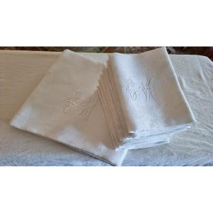 Tablecloth And Its 12 Damask Napkins, Late Nineteenth Time