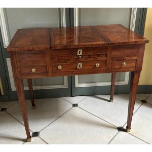 Louis XVI Period Dressing Table In Rosewood Marquetry