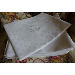 Set Of 10 Large Damask Napkins
