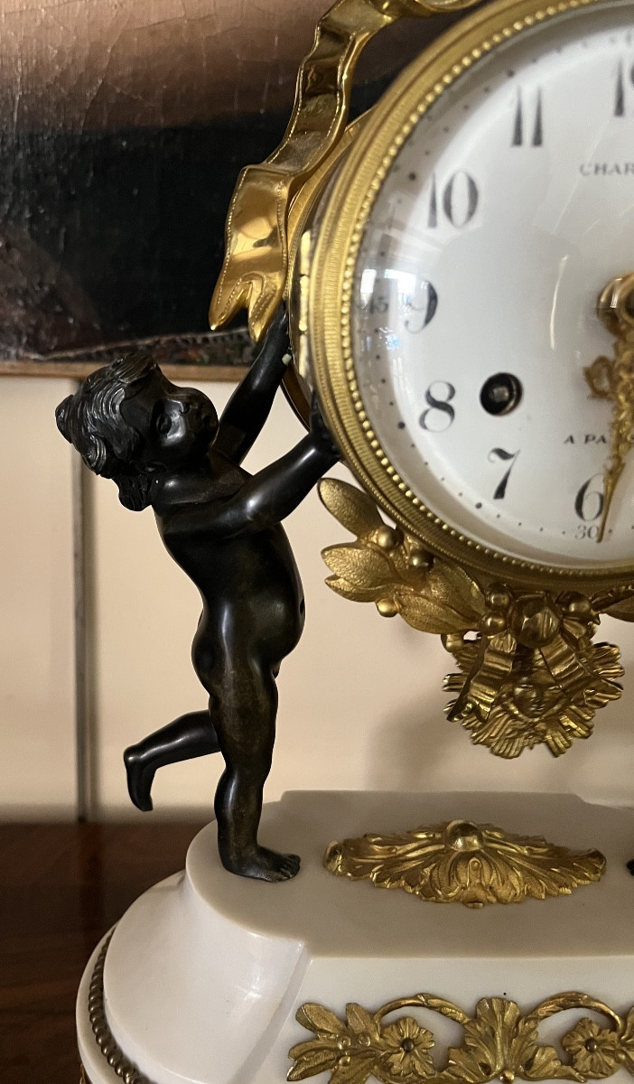 Pendule style louis XVI en marbre et bronze dore-photo-2