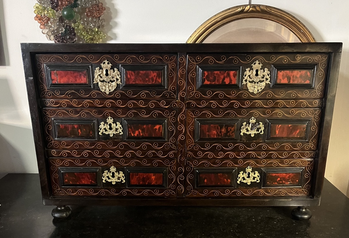 17th Century Travel Cabinet -photo-2