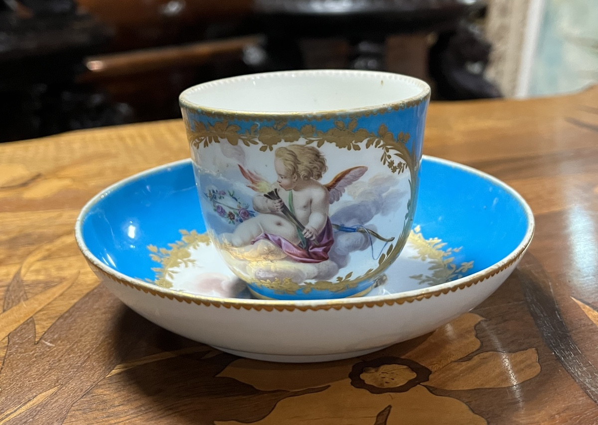 18th-century Sèvres Porcelain Cup And Saucer-photo-7