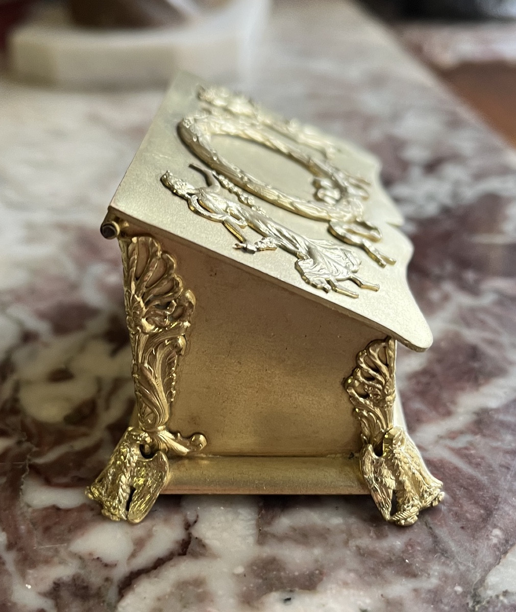 Boîte a timbres en bronze dore-photo-3