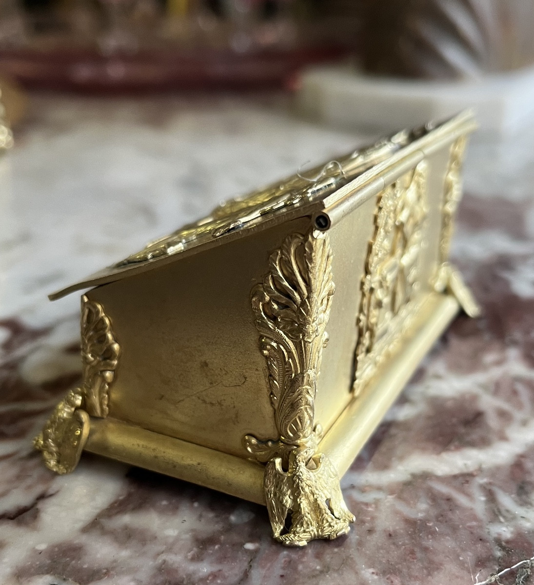 Boîte a timbres en bronze dore-photo-5