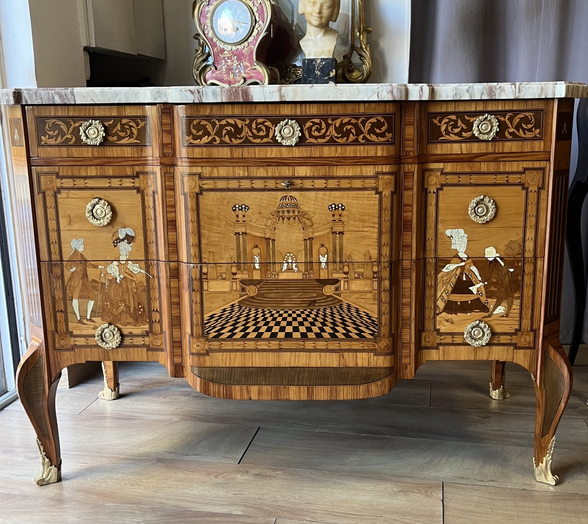 Transitional Style Chest Of Drawers 