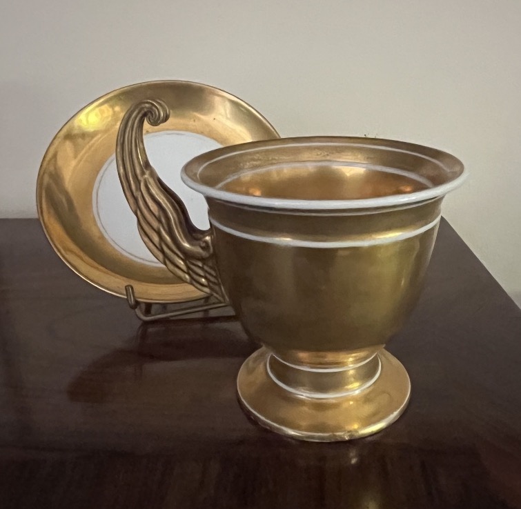 Tasse et sous tasse époque empire par Dagoty