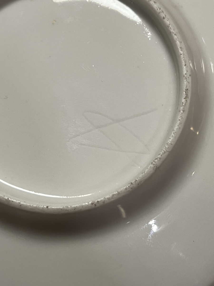 19th-century Porcelain Teacup-photo-2