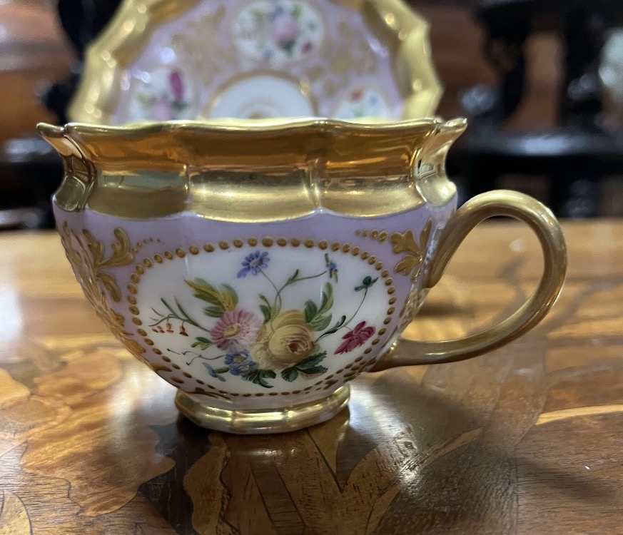 19th-century Porcelain Teacup-photo-1