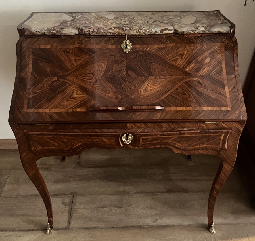 Louis XV-era Slanted Wooden Desk Made Of Violet Wood-photo-7