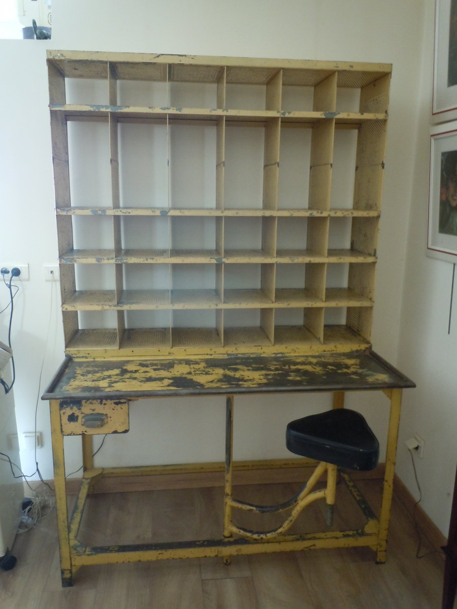 Postal Sorting Office