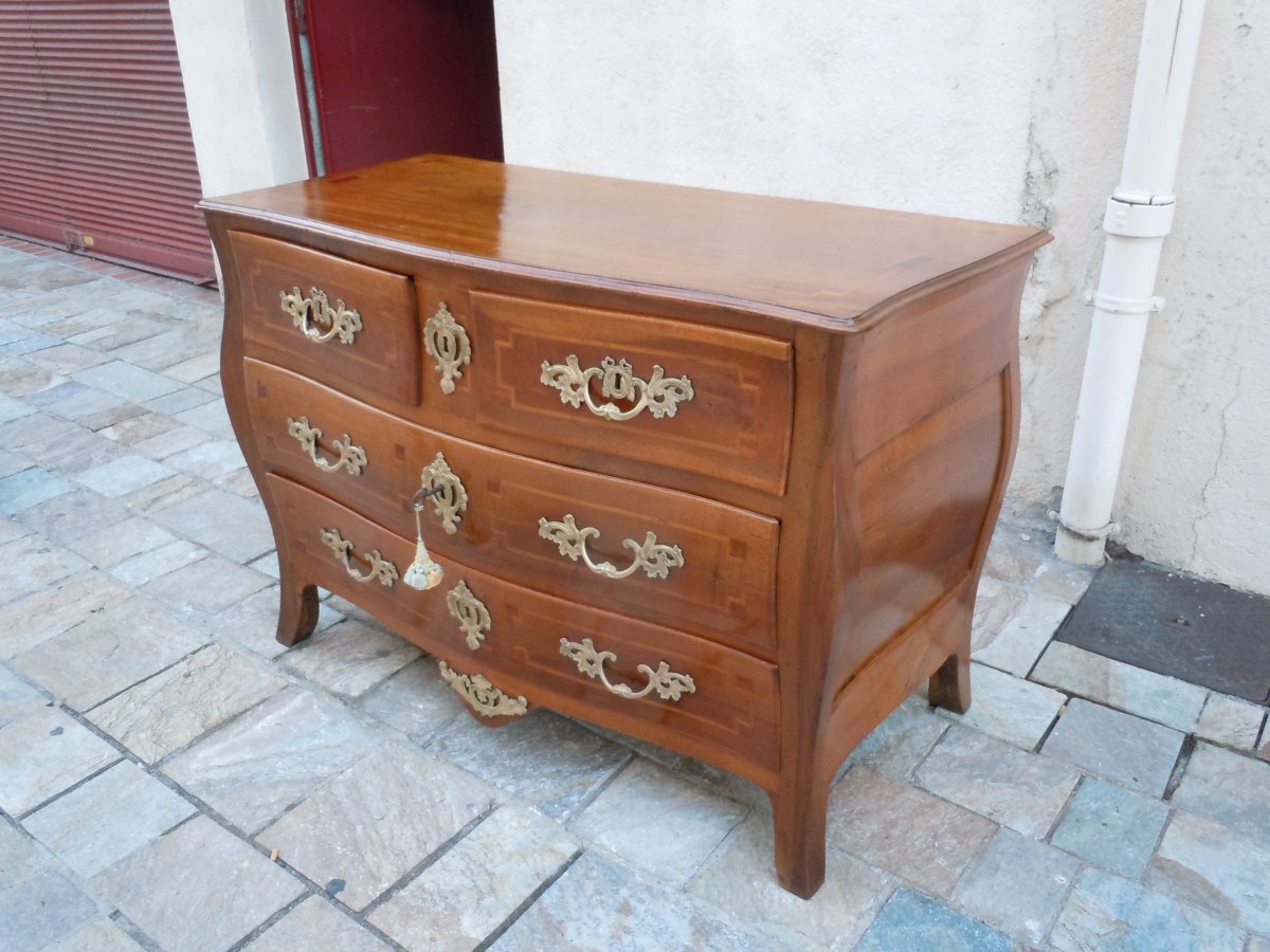 Louis XV Period Walnut Commode-photo-2