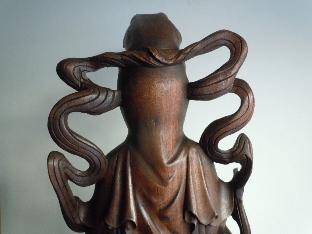 Guanyn Sculpture In Carved Wood-photo-5