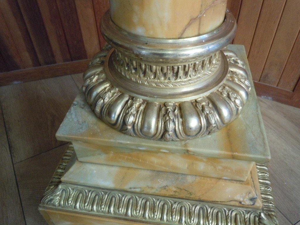 Marble Column With Turntable-photo-3