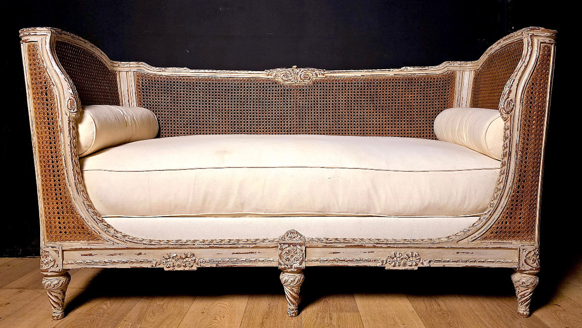 Louis XVI Alcove Sofa In Lacquered Wood, 20th Century. (173cm).