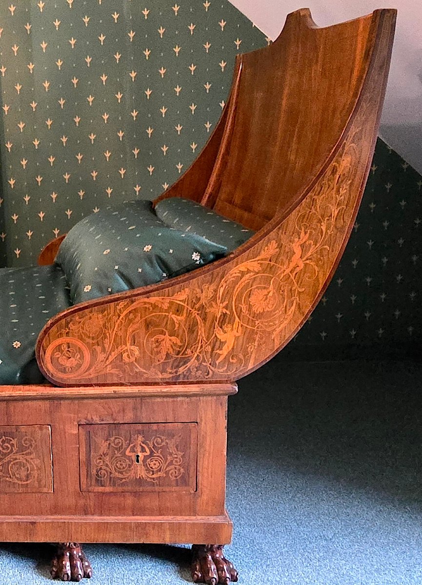 Lit En Noyer Et Marqueterie, Époque Charles X, Début XIXe.  (251cm x 120cm)-photo-2