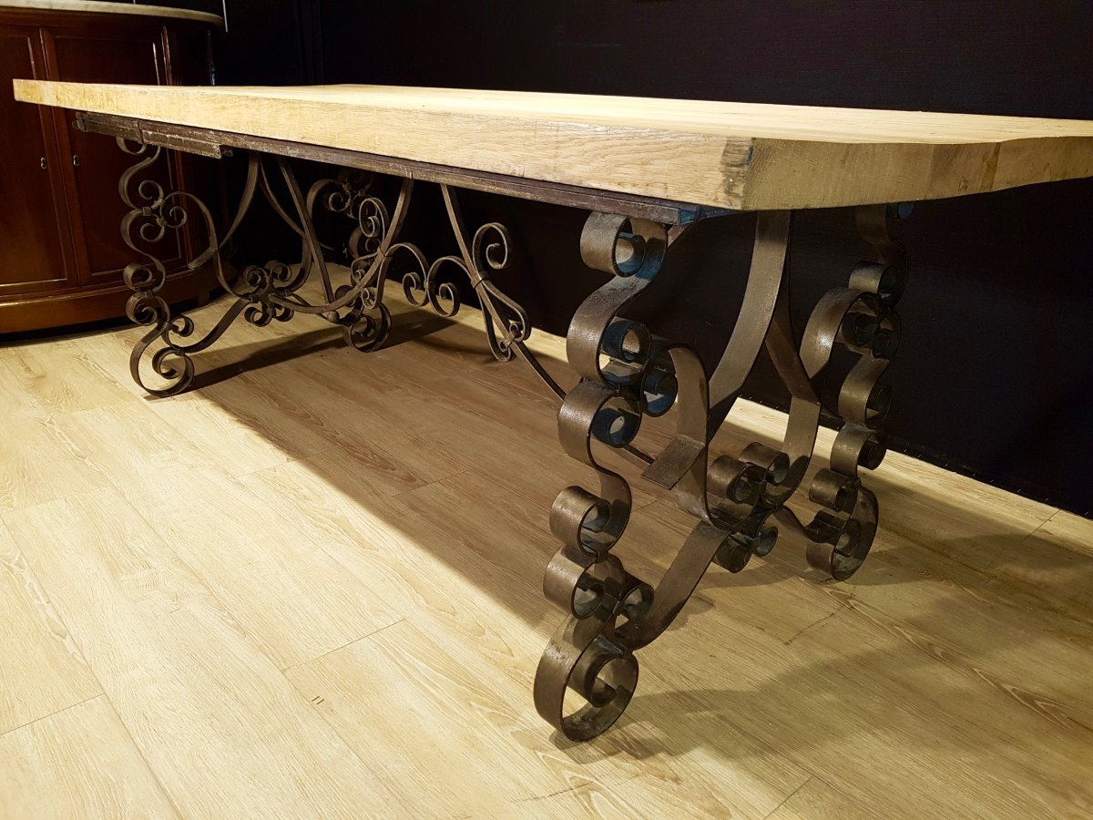 Table En Chêne Et En Fer Forgé (225cm/270cm X 97cm).-photo-2