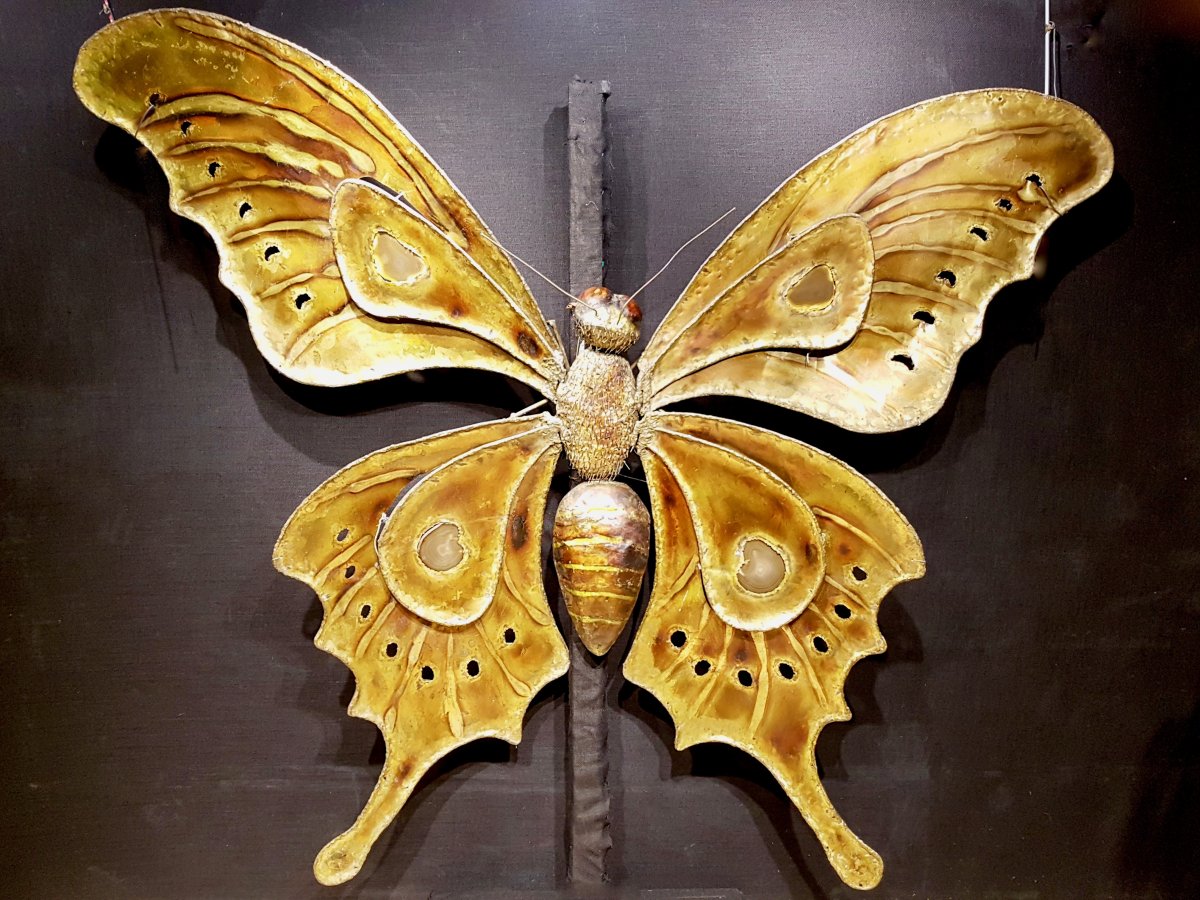 Papillon En Laiton Et Agathe, François Melin Vers 1975. (232cm X 173cm)