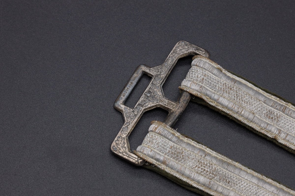Hanger For A German Army Dagger-photo-1