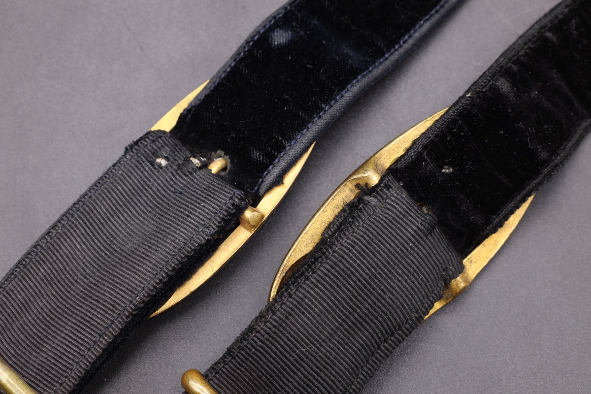 Bélières de dague de marine, production précoce-photo-5