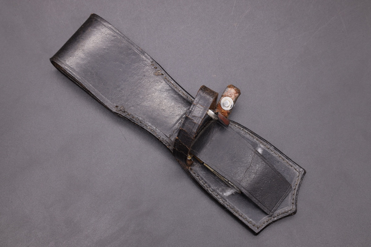 Bélière pour dague Hewer du Teno par Assmann