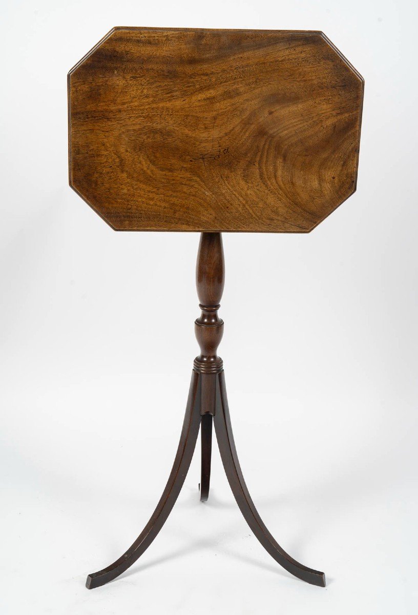 Blond Mahogany Pedestal Tables. Late 18th-photo-2