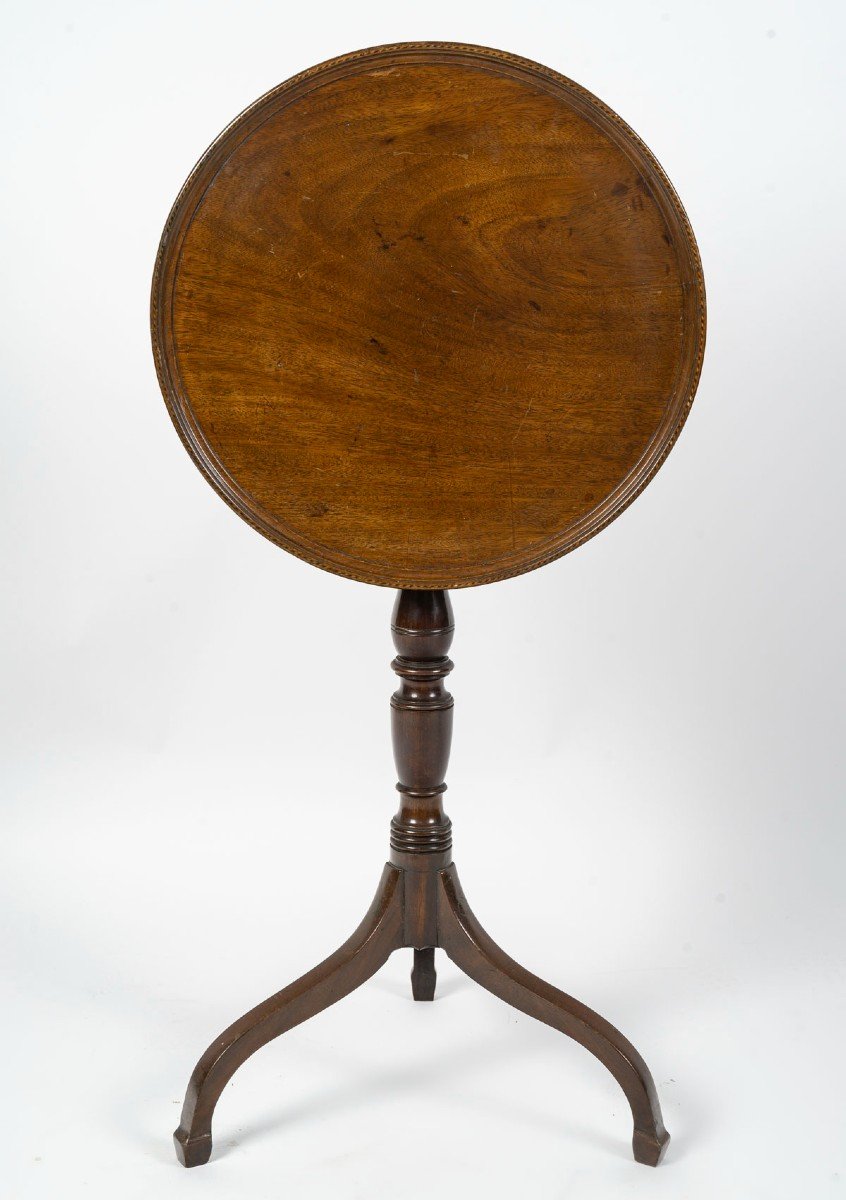 Blond Mahogany Pedestal Tables. Late 18th-photo-1