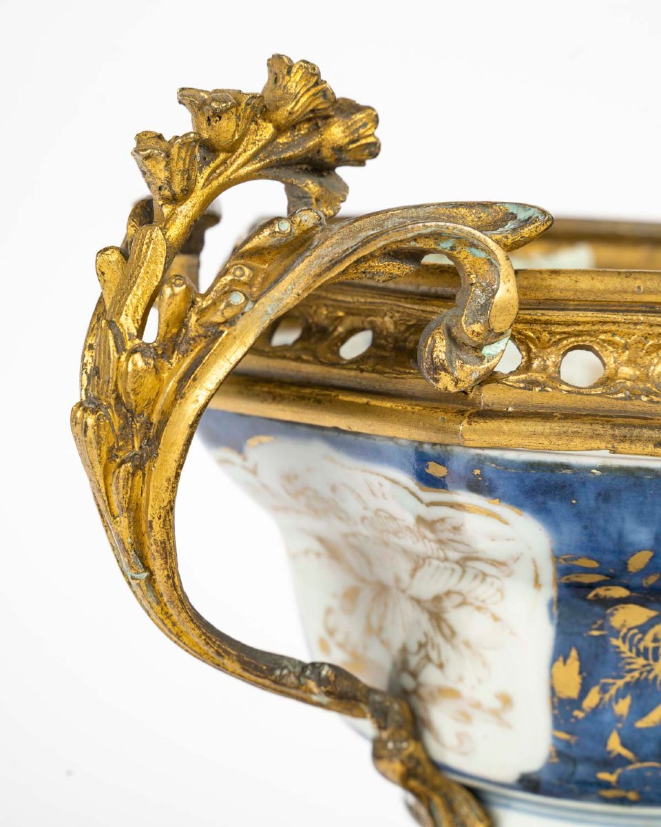  18th Century Chinese Porcelain Cup, Gilt Bronze Mount.-photo-2