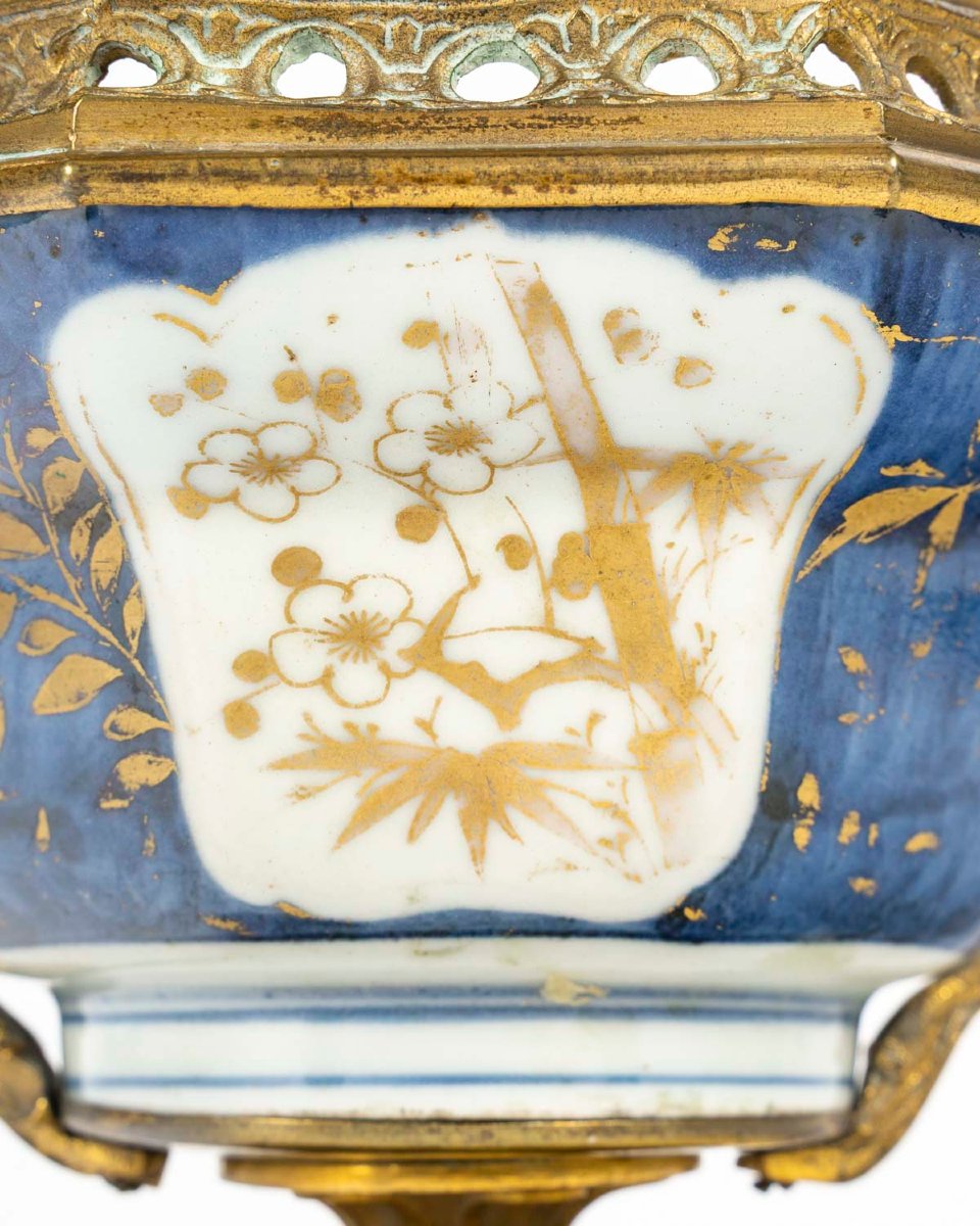  18th Century Chinese Porcelain Cup, Gilt Bronze Mount.-photo-3