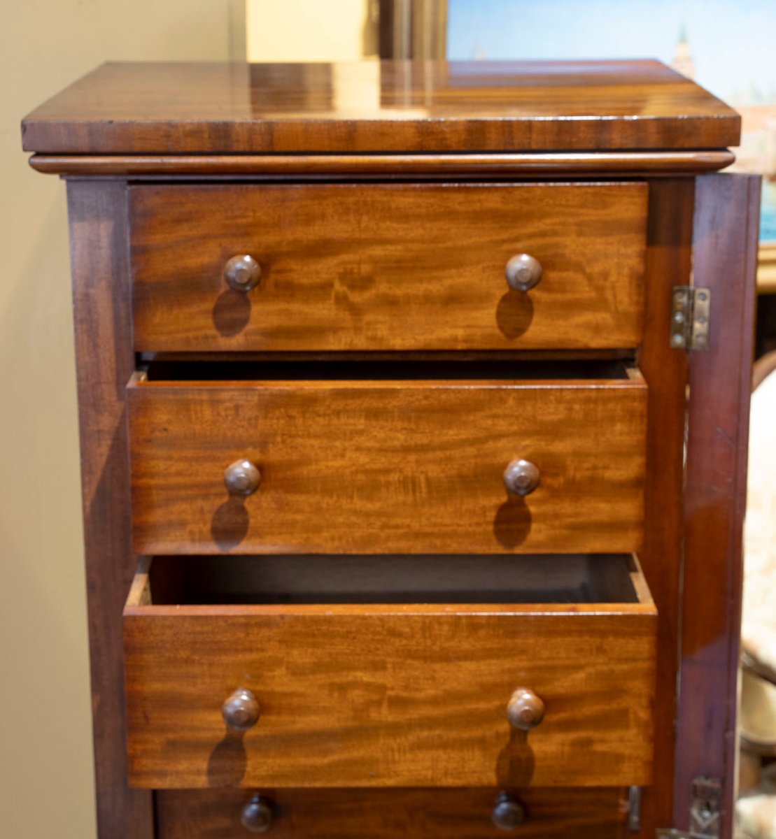 Wellington Chest Or Mahogany Chest Victorian Period Circa 1860.-photo-2