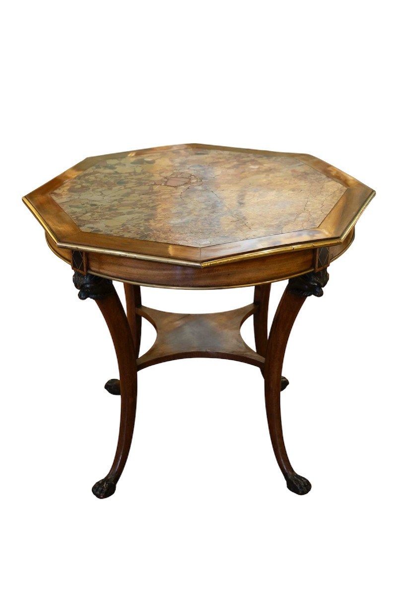 Guéridon de style directoire. Circa 1810