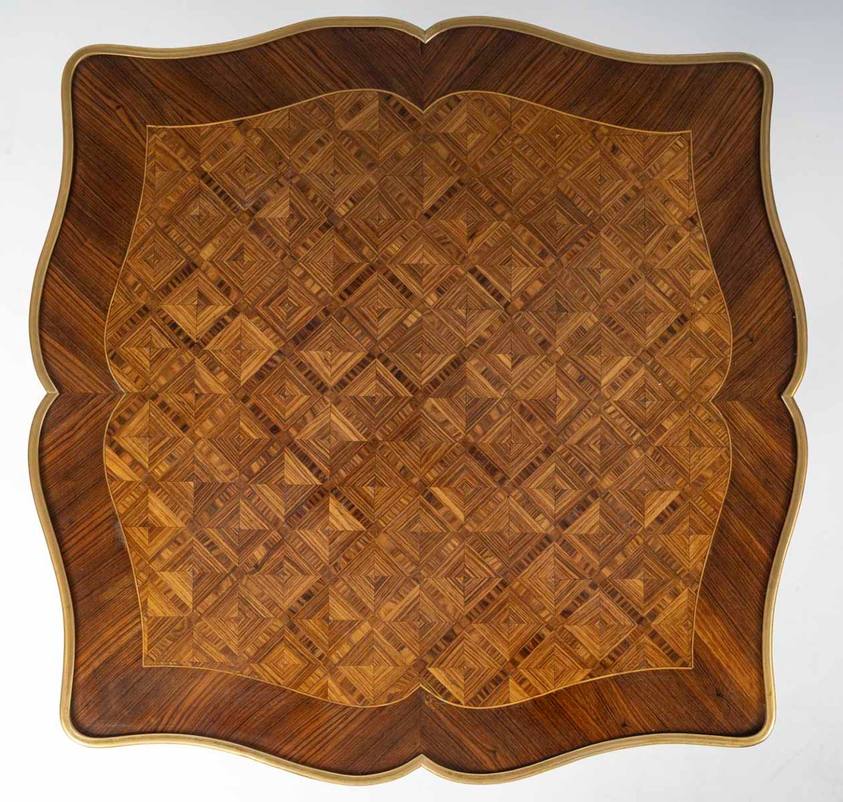 Table volante de style Louis XV, XIXème siècle-photo-3